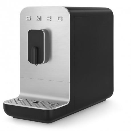 Кофемашина  SMEG BCC11BLMEU